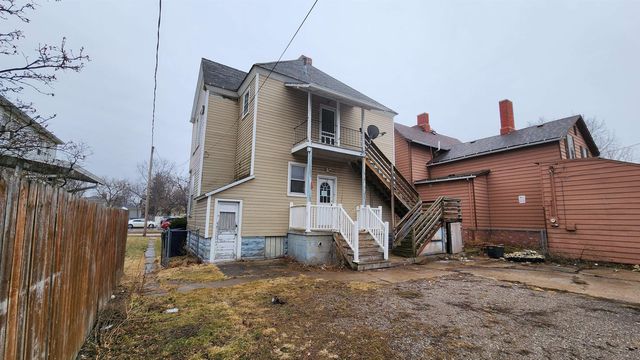 605 N Van Buren Street, Bay City, MI 48708