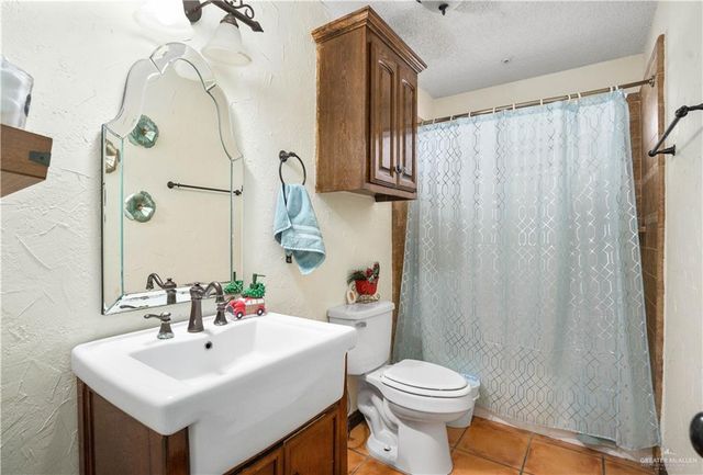 6001 N 27th Street, Mcallen, TX 78504