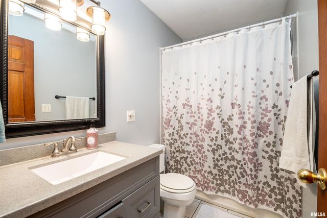 1736 W MARLENE Court, Peoria, IL 61614