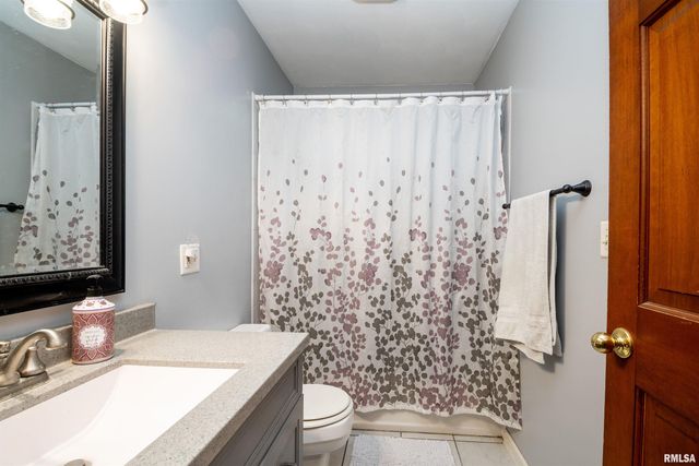 1736 W MARLENE Court, Peoria, IL 61614