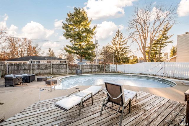 1736 W MARLENE Court, Peoria, IL 61614