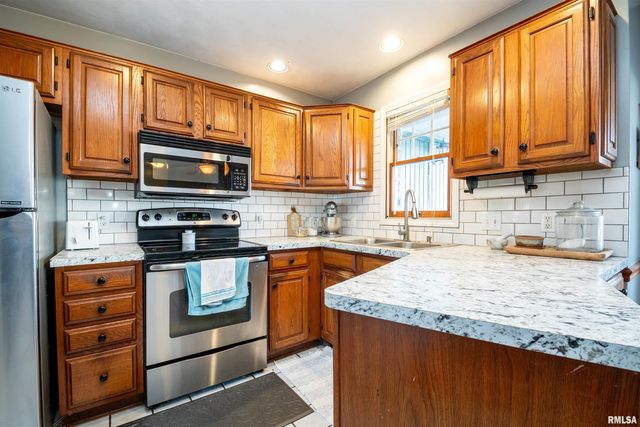 1736 W MARLENE Court, Peoria, IL 61614