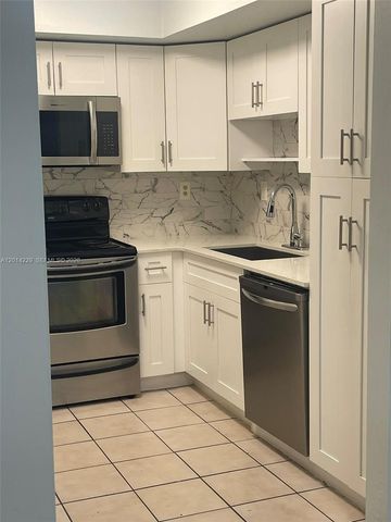 8820 SW 123rd Ct L-203, Miami, FL 33186