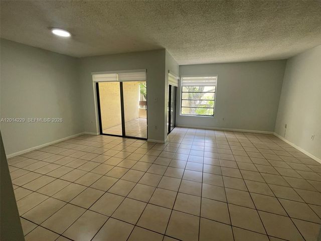 8820 SW 123rd Ct L-203, Miami, FL 33186