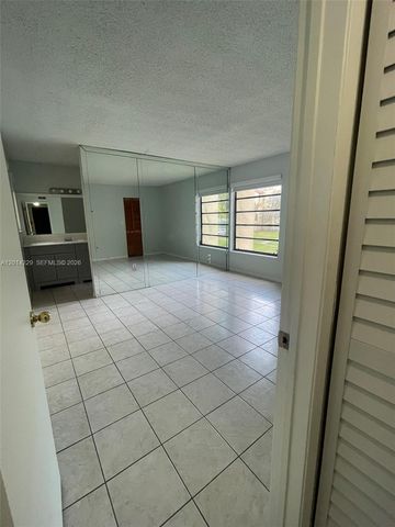 8820 SW 123rd Ct L-203, Miami, FL 33186