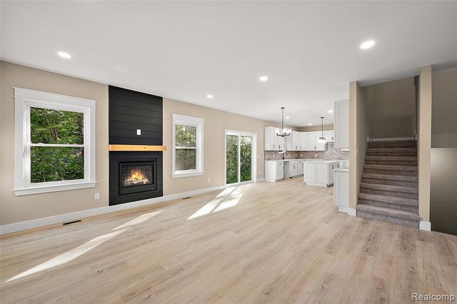 9355 Andersonville Road, Clarkston, MI 48346