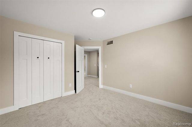 9355 Andersonville Road, Clarkston, MI 48346