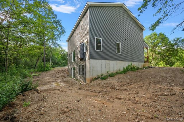 9355 Andersonville Road, Clarkston, MI 48346