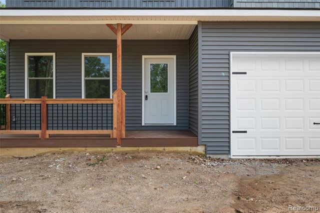 9355 Andersonville Road, Clarkston, MI 48346