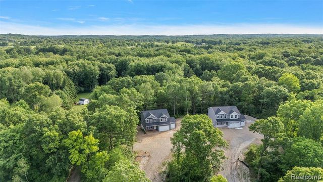 9355 Andersonville Road, Clarkston, MI 48346