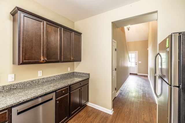 231 Donna Dr, Hendersonville, TN 37075