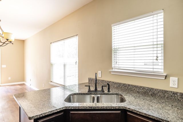 231 Donna Dr, Hendersonville, TN 37075