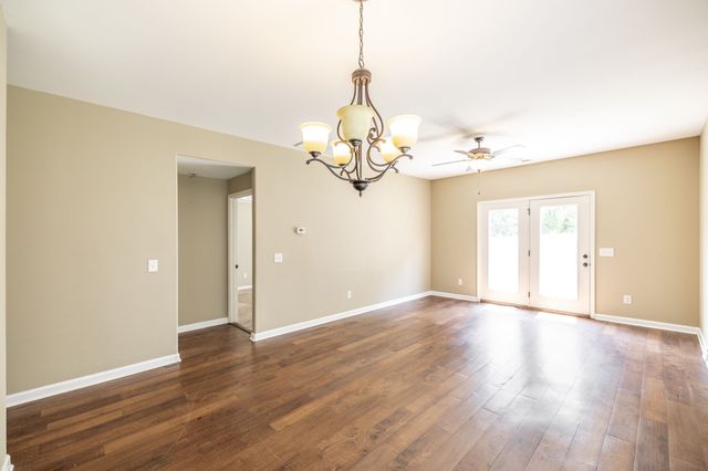 231 Donna Dr, Hendersonville, TN 37075