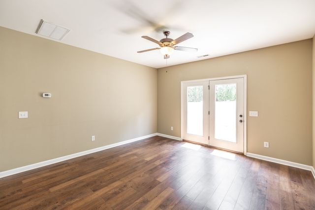 231 Donna Dr, Hendersonville, TN 37075