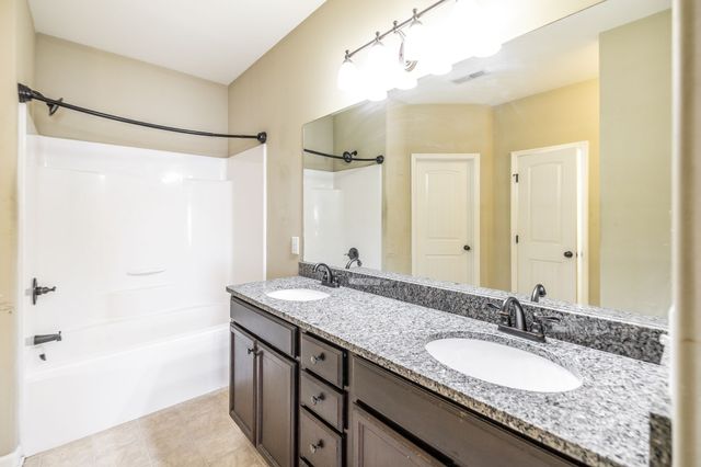 231 Donna Dr, Hendersonville, TN 37075