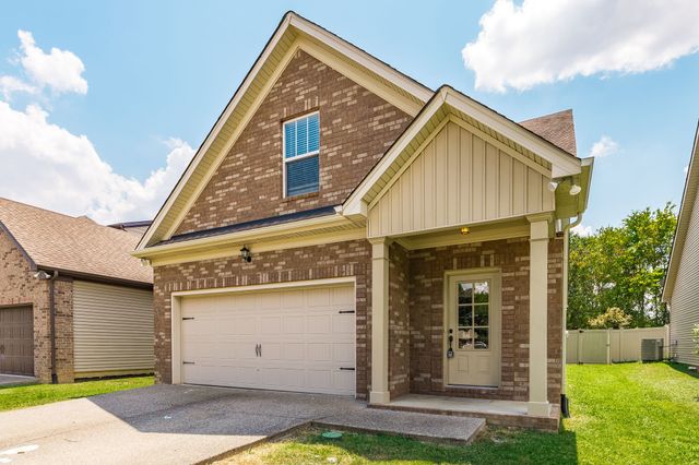 231 Donna Dr, Hendersonville, TN 37075