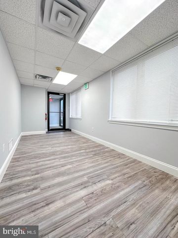 406 E PENNSYLVANIA BLVD, Feasterville Trevose, PA 19053
