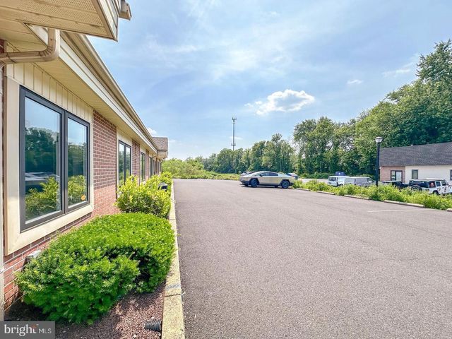 406 E PENNSYLVANIA BLVD, Feasterville Trevose, PA 19053