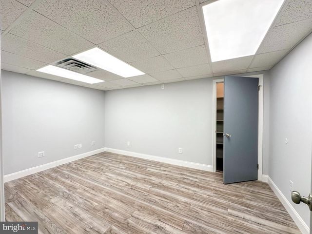 406 E PENNSYLVANIA BLVD, Feasterville Trevose, PA 19053