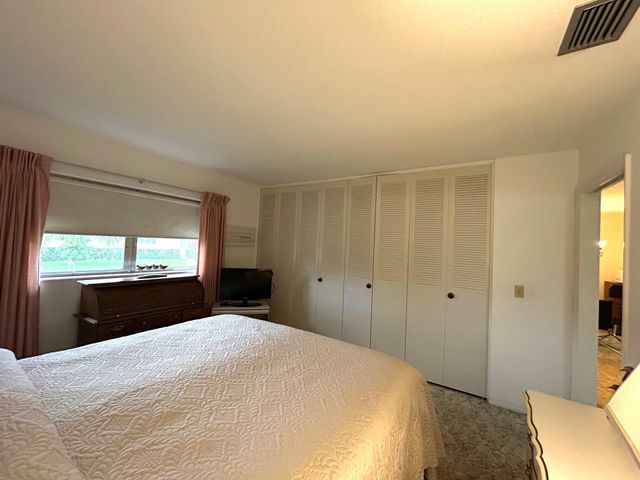 2955 Crosley Drive W F, West Palm Beach, FL 33415