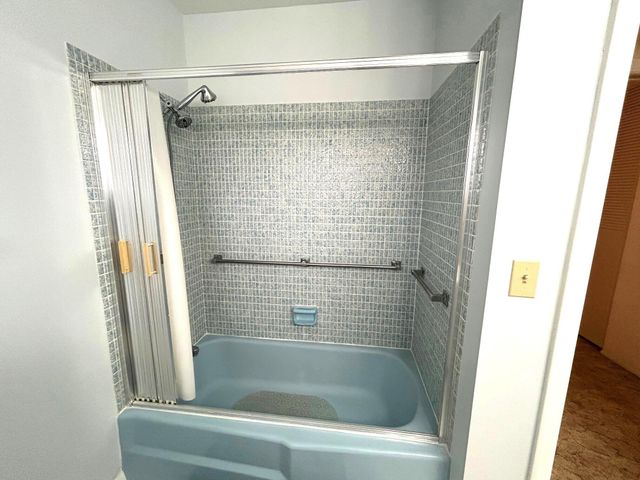 2955 Crosley Drive W F, West Palm Beach, FL 33415
