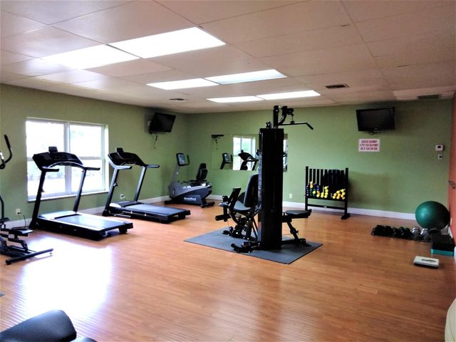 2955 Crosley Drive W F, West Palm Beach, FL 33415