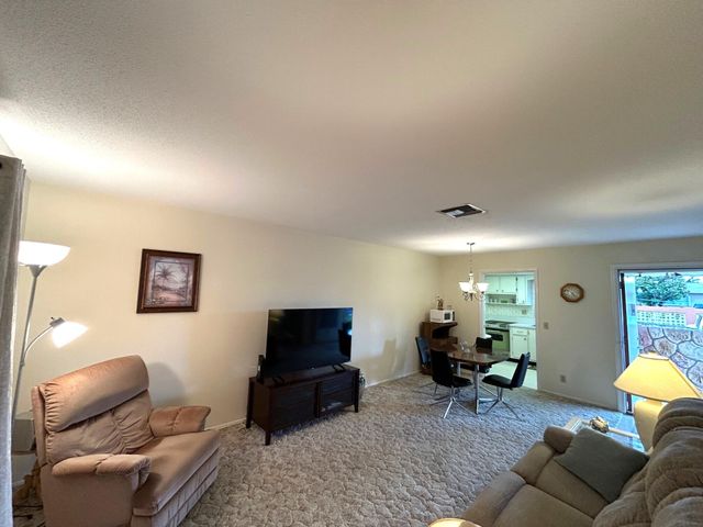 2955 Crosley Drive W F, West Palm Beach, FL 33415