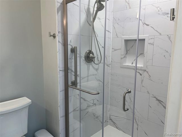 3591 Port Cove Drive 55, Waterford, MI 48328