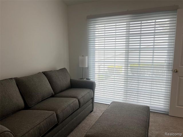 3591 Port Cove Drive 55, Waterford, MI 48328