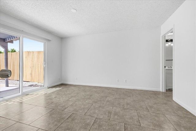 31601 Avenida Maravilla 2, Cathedral City, CA 92234