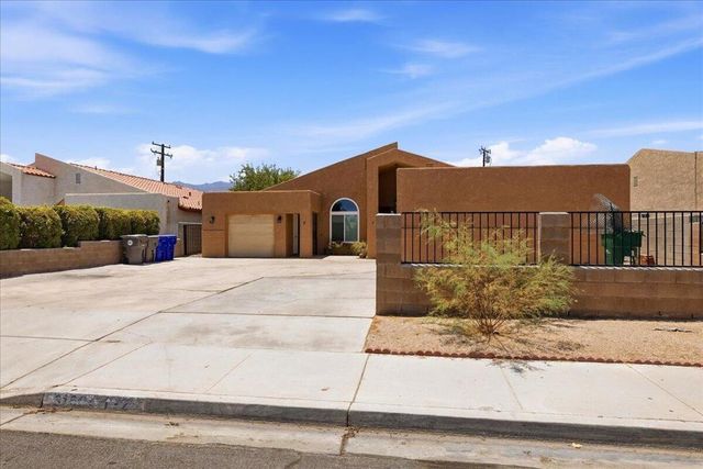 31601 Avenida Maravilla 2, Cathedral City, CA 92234