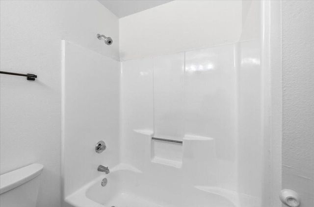 31601 Avenida Maravilla 2, Cathedral City, CA 92234