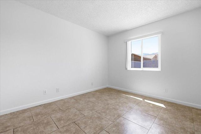 31601 Avenida Maravilla 2, Cathedral City, CA 92234