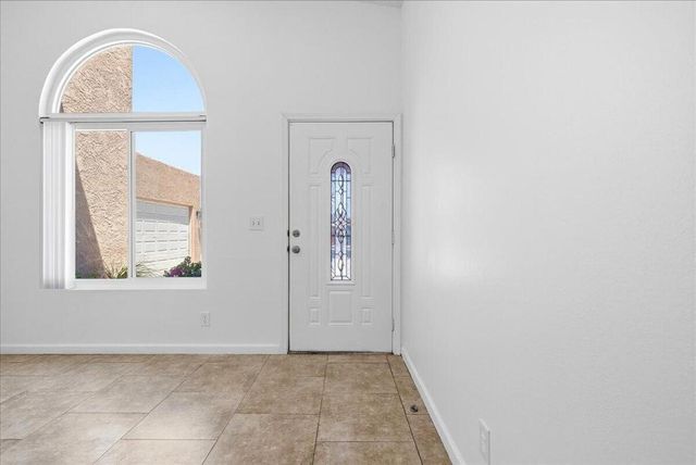 31601 Avenida Maravilla 2, Cathedral City, CA 92234