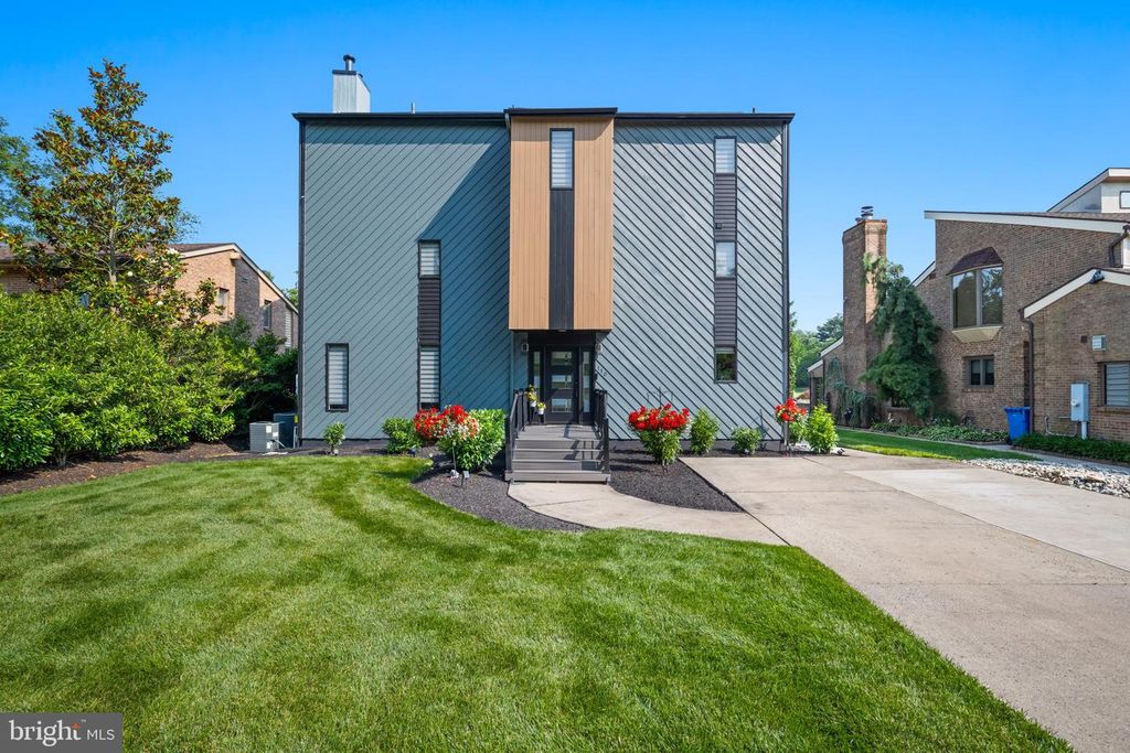 110 RUE DU BOISE, Cherry Hill, NJ 08003