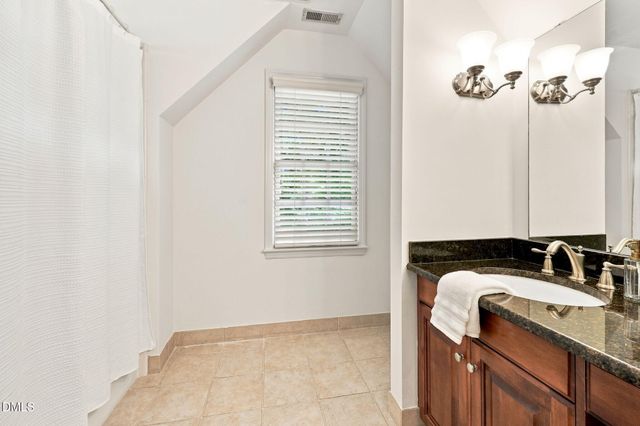 104 Chesley Lane, Chapel Hill, NC 27514
