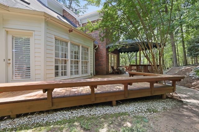 104 Chesley Lane, Chapel Hill, NC 27514