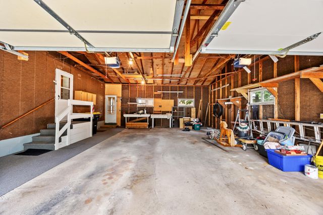 226 Ash Avenue, Bird Island, MN 55310