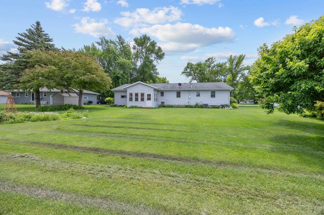 226 Ash Avenue, Bird Island, MN 55310