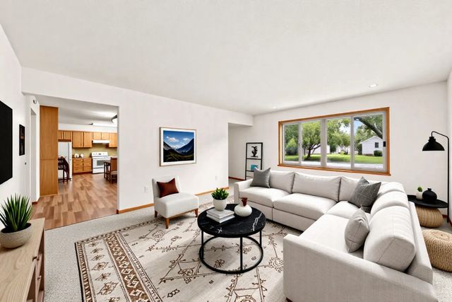 226 Ash Avenue, Bird Island, MN 55310