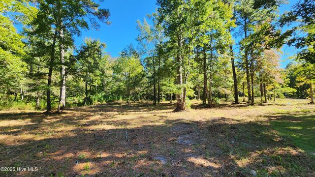 112 Sandy Point Drive, Beaufort, NC 28516