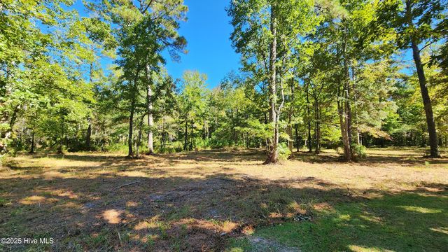 112 Sandy Point Drive, Beaufort, NC 28516