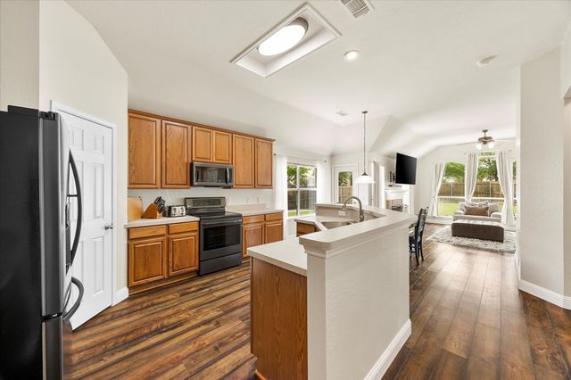 611 Monterey Drive, Rockwall, TX 75087