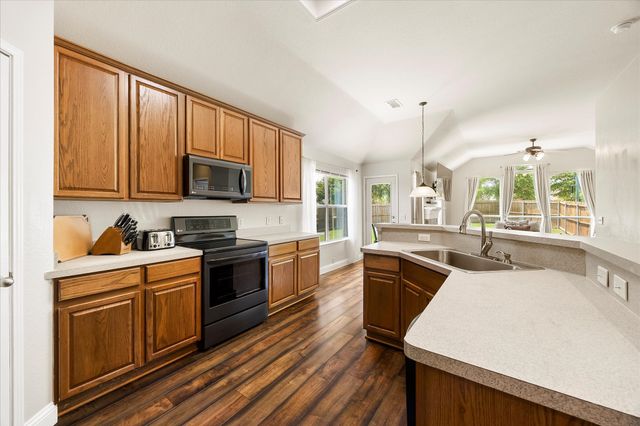 611 Monterey Drive, Rockwall, TX 75087