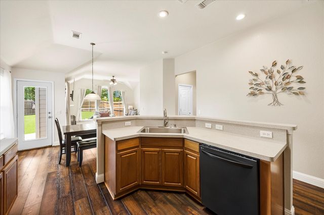 611 Monterey Drive, Rockwall, TX 75087