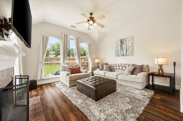 611 Monterey Drive, Rockwall, TX 75087
