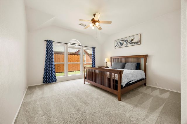 611 Monterey Drive, Rockwall, TX 75087