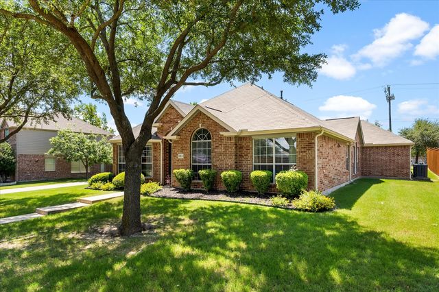 611 Monterey Drive, Rockwall, TX 75087