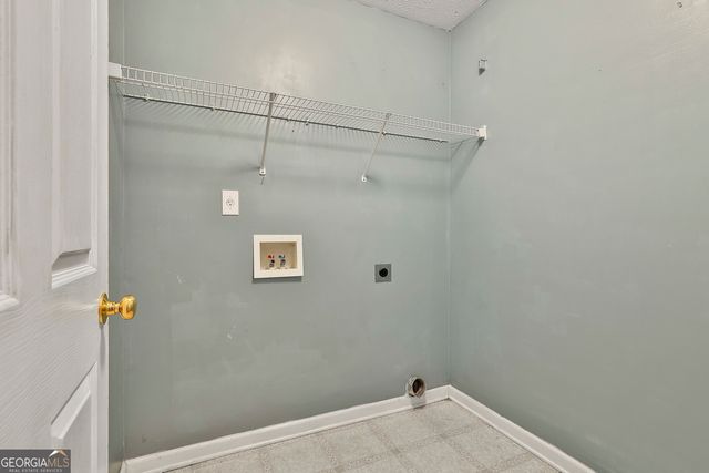 128 Calico Loop, Grantville, GA 30220