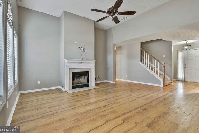 128 Calico Loop, Grantville, GA 30220